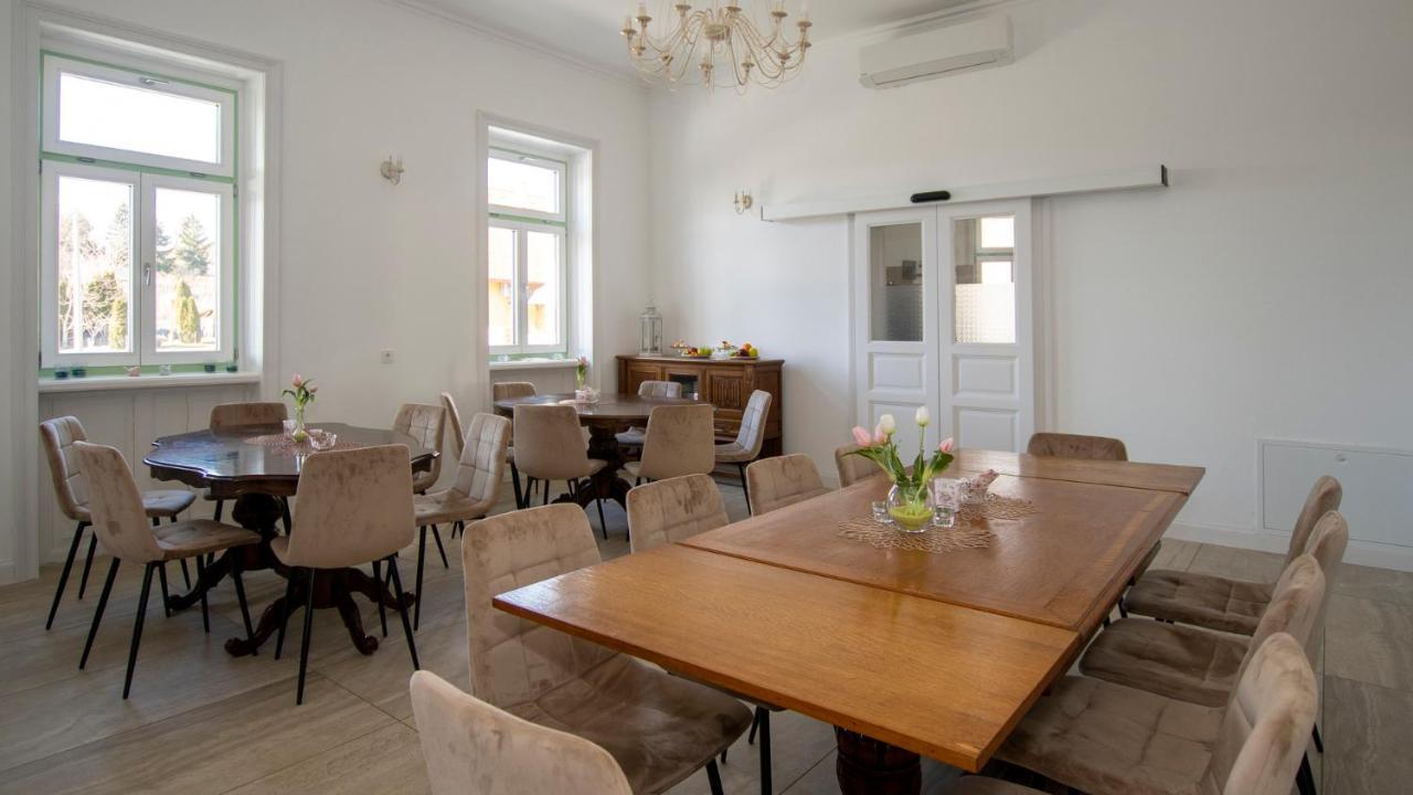 Kira Panzio Bed & Breakfast Lengyeltoti ภายนอก รูปภาพ